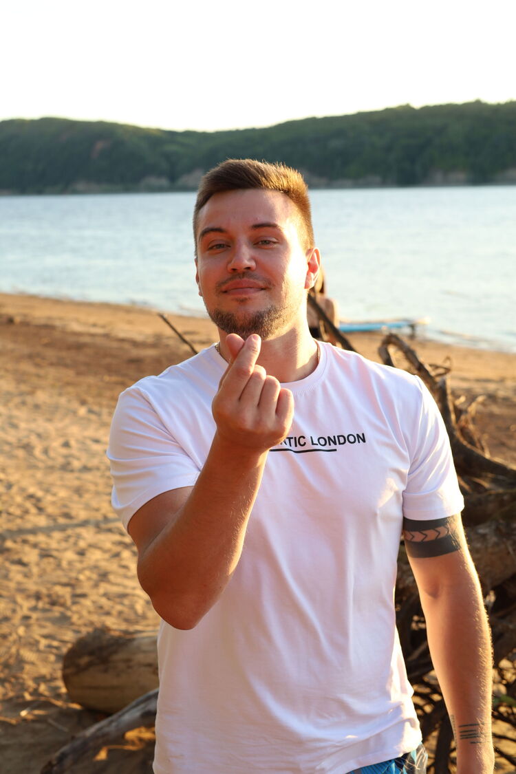  Homberg,   , 34 ,   ,   