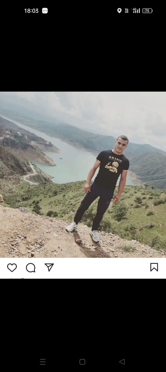  46928104  , 33 ,    