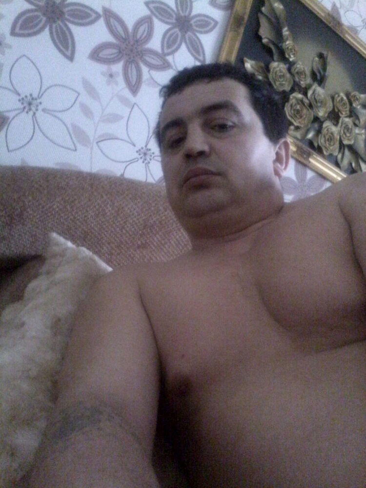  5423954  Boria, 49 ,    