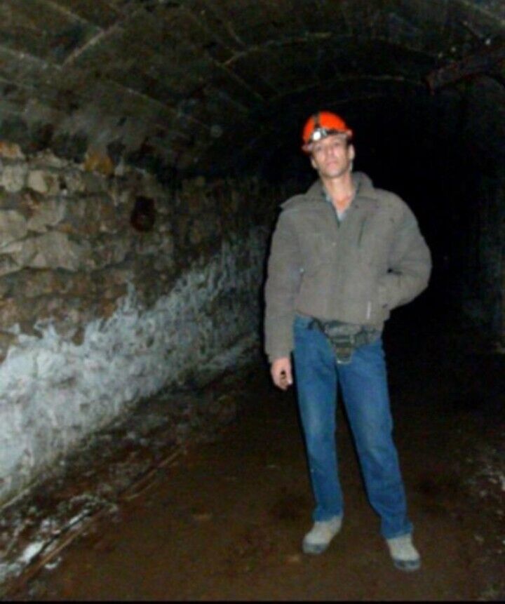  43822184  , 37 ,    