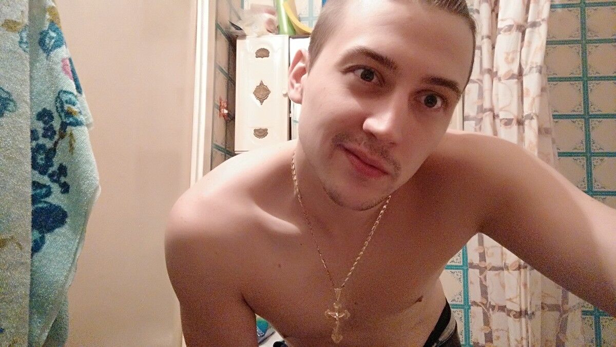  ,   Antony, 37 ,   ,   , c 