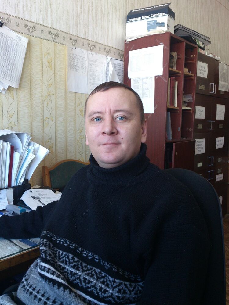  5691834  Maikl, 45 ,    