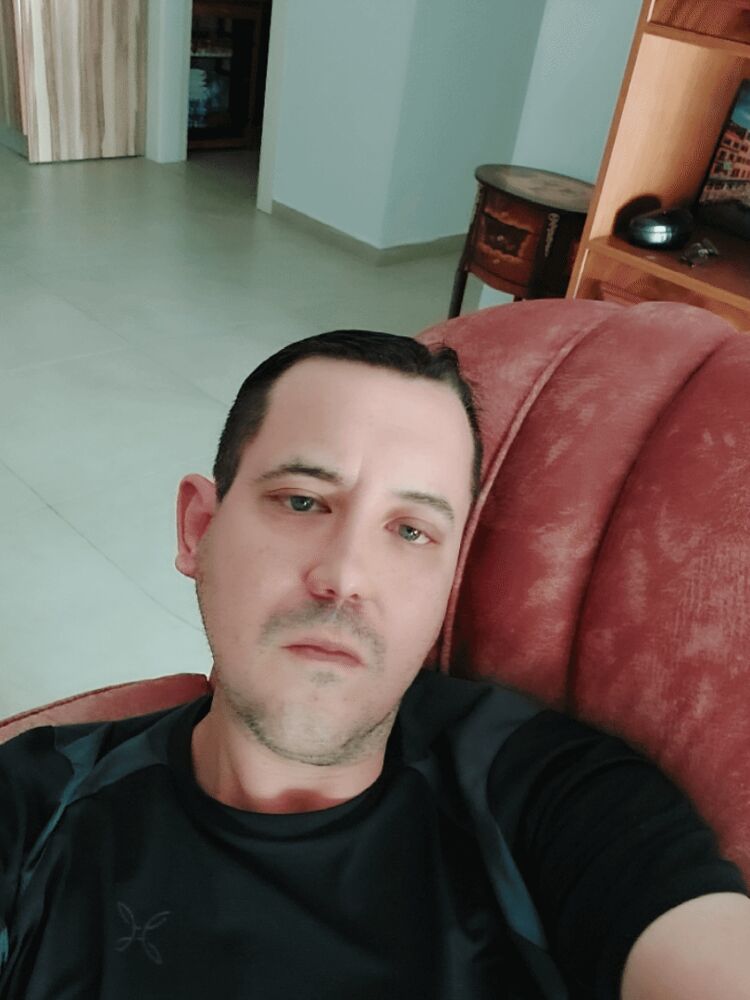  30505854  Ilia, 46 ,    Hod Hasharon