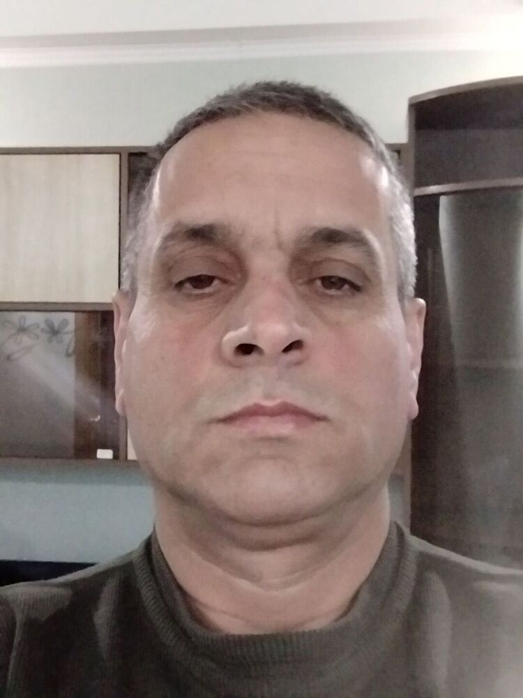  33839124  , 53 ,    