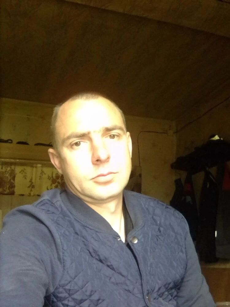  49711444  , 34 ,    