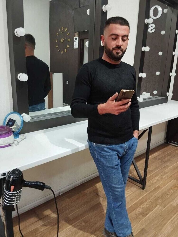  43554564  Emin, 33 ,    -