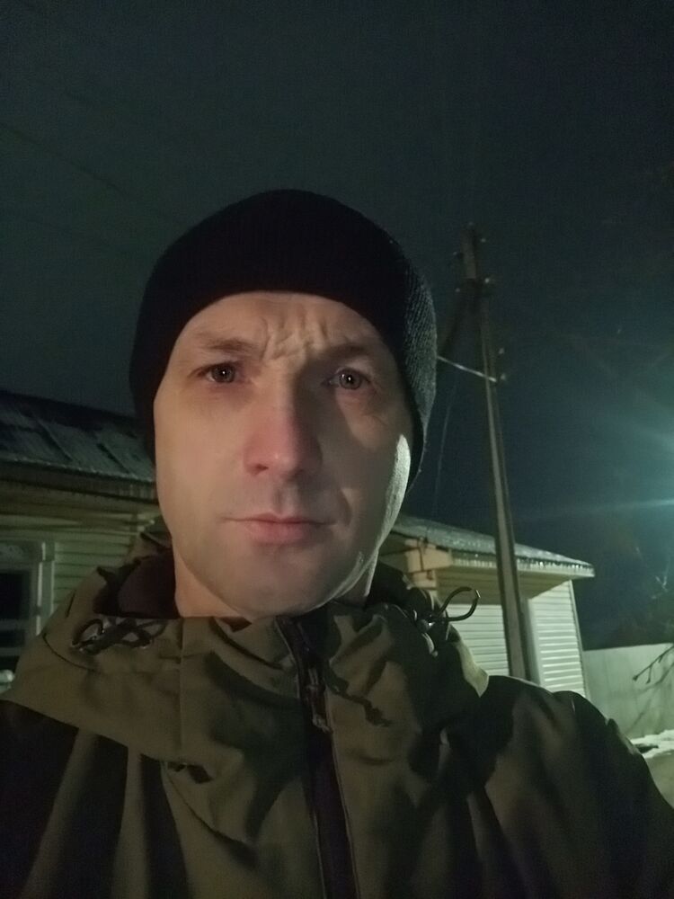  49892074  Sergey, 48 ,    