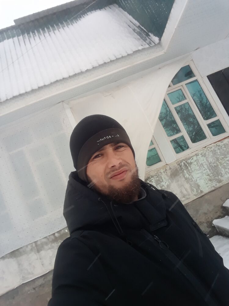 34244084  Sadriddin, 31 ,    