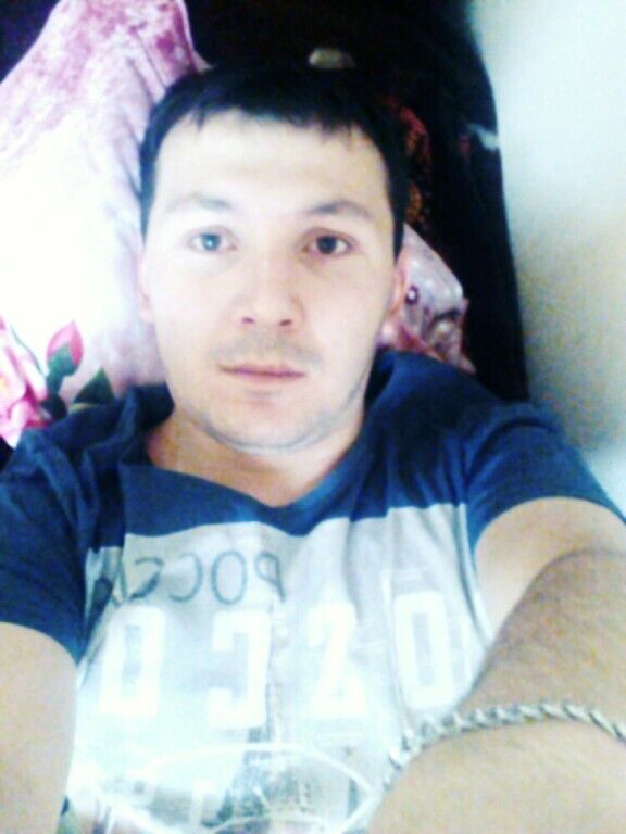  25391754  Iliya, 35 ,    Akersberga