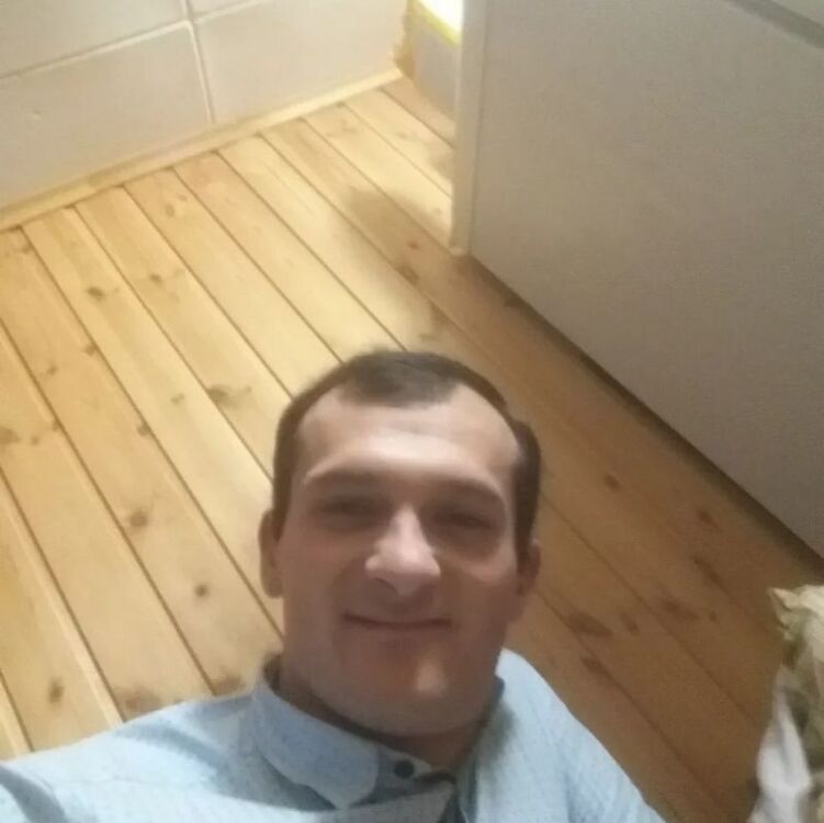  48352654  , 33 ,    