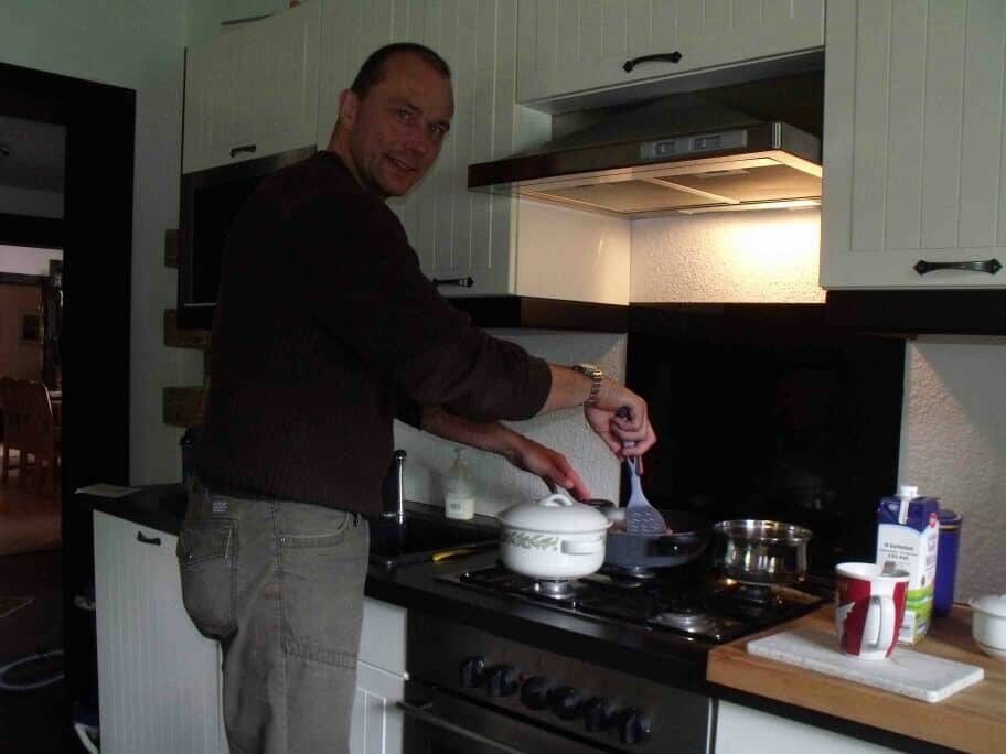 ,   Harry Smart, 64 ,   ,   , c 