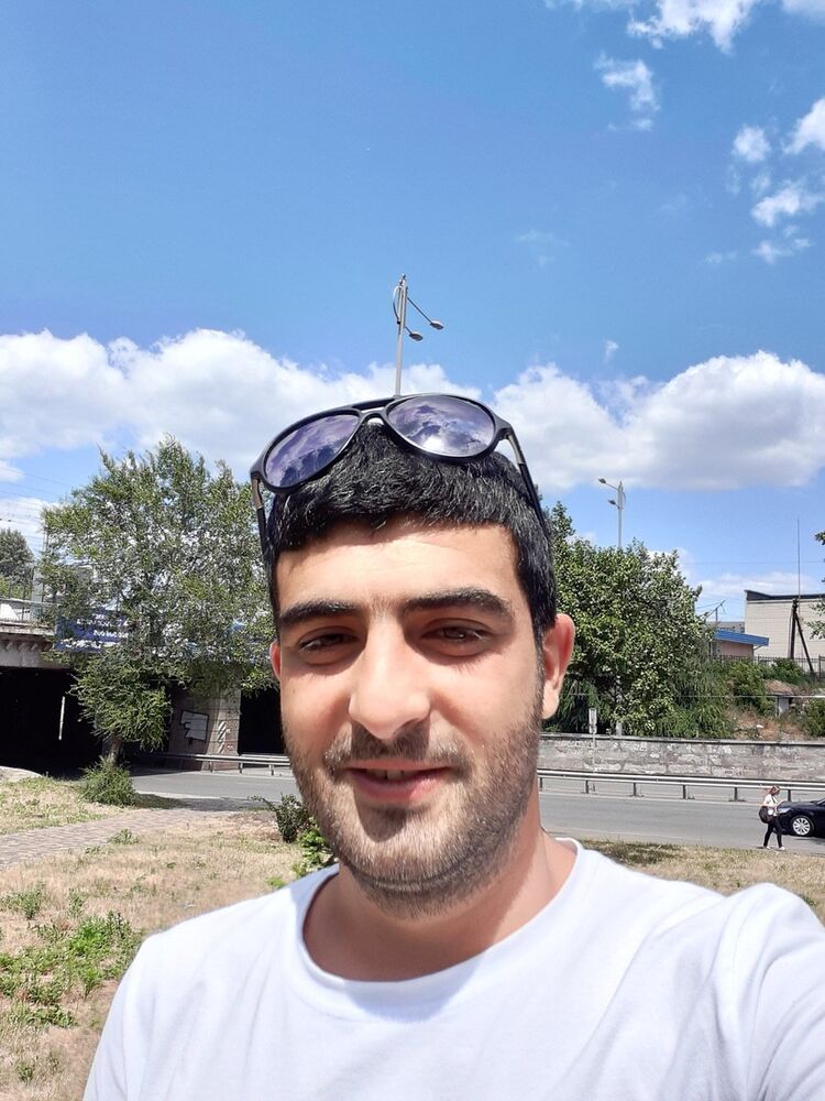  16618944  Misa, 32 ,    