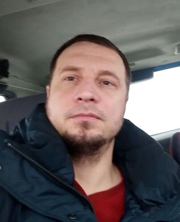  52775964  Alexander, 39 ,    