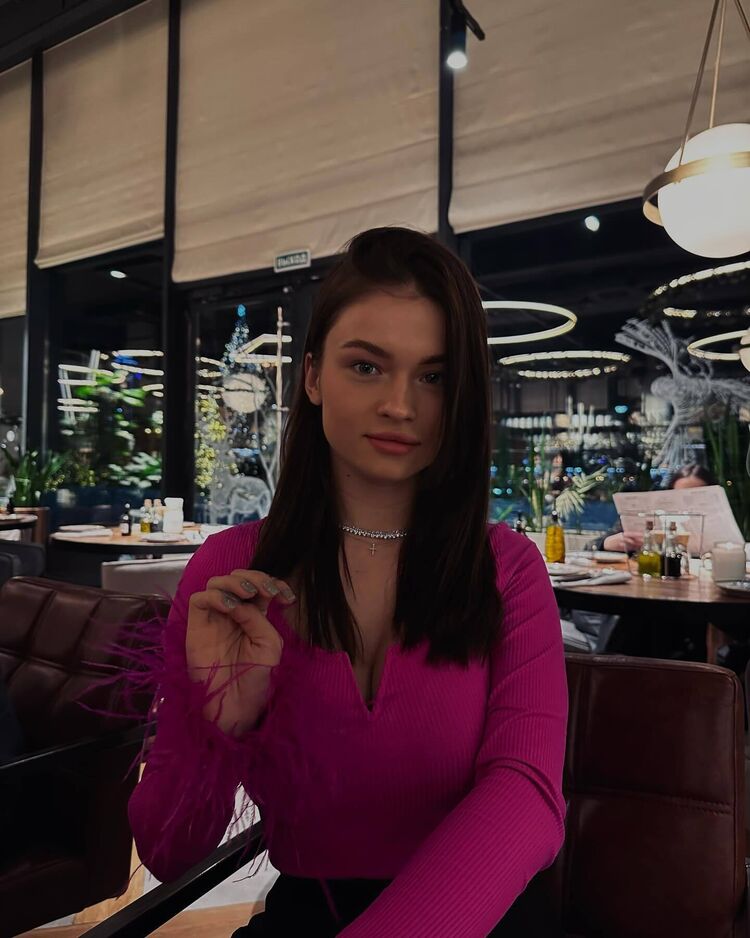  ,   Masha, 24 ,   ,   