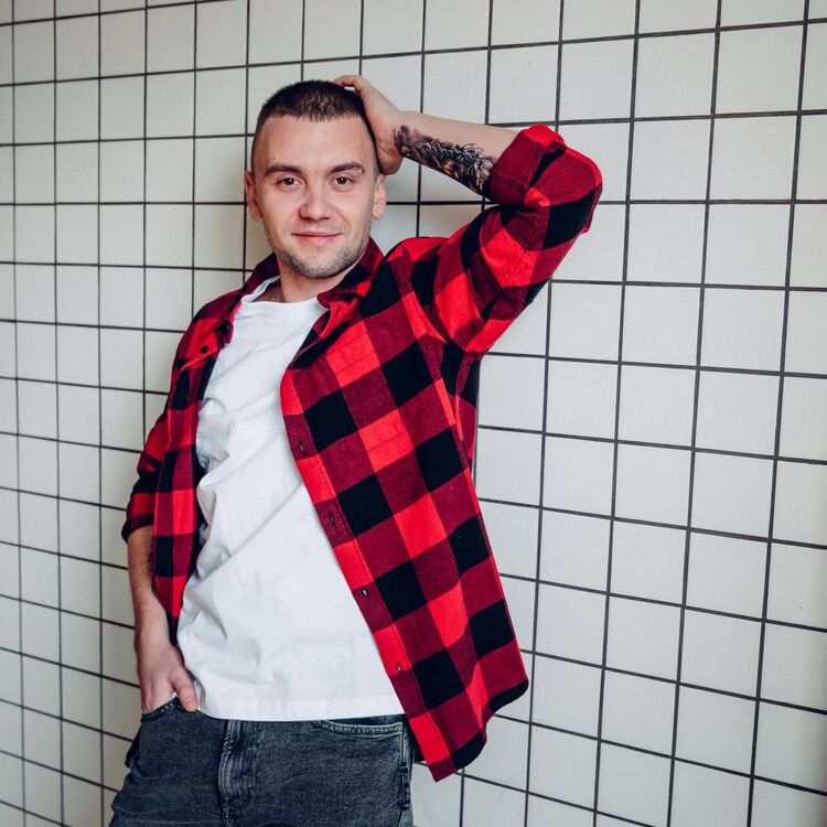  ,   Ilya, 31 ,   ,   