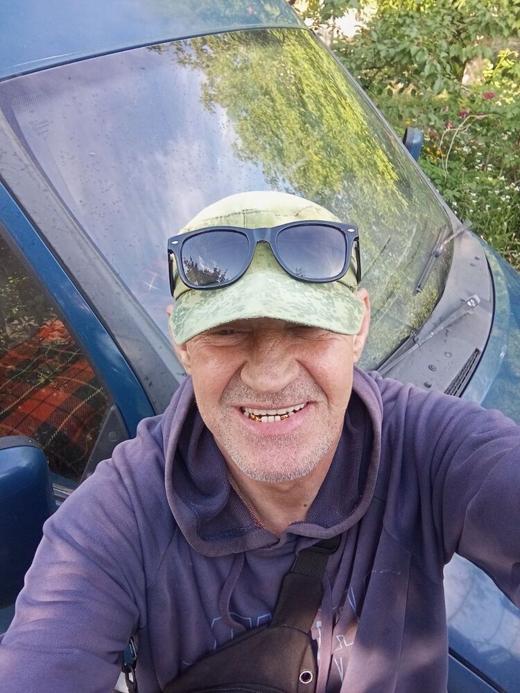  43837084  , 56 ,    