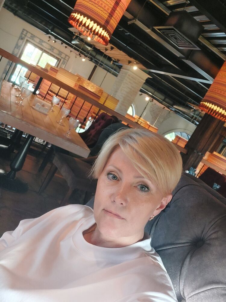  53074284  , 52 ,    -