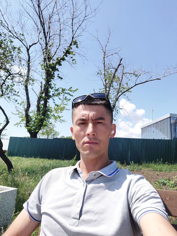  ,   Nuriddin, 29 ,   ,   