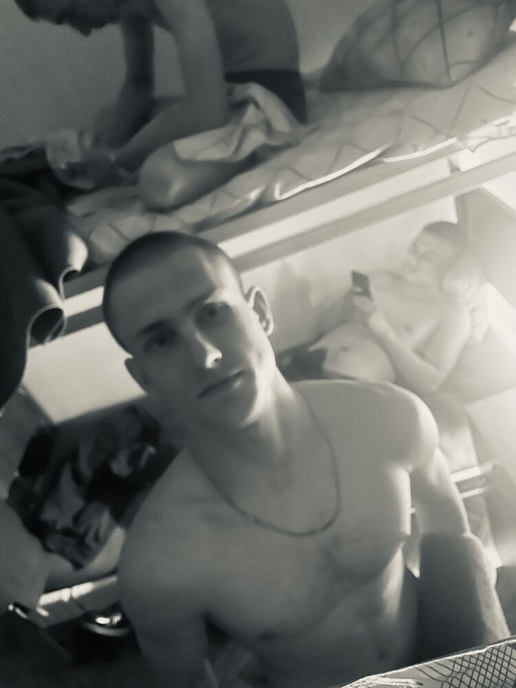  28492984  , 24 ,    