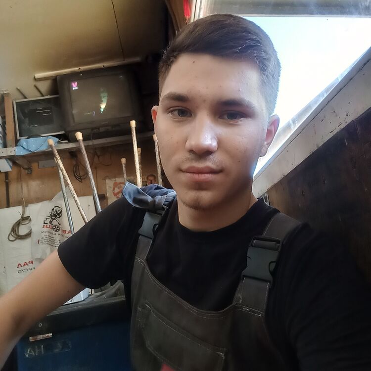  ,   Evgeny, 21 ,   ,   , c , 