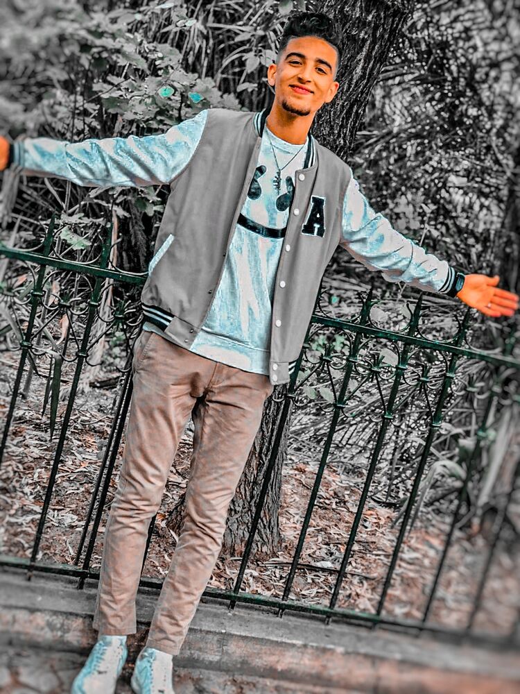  ,   Anwar, 24 ,   ,   