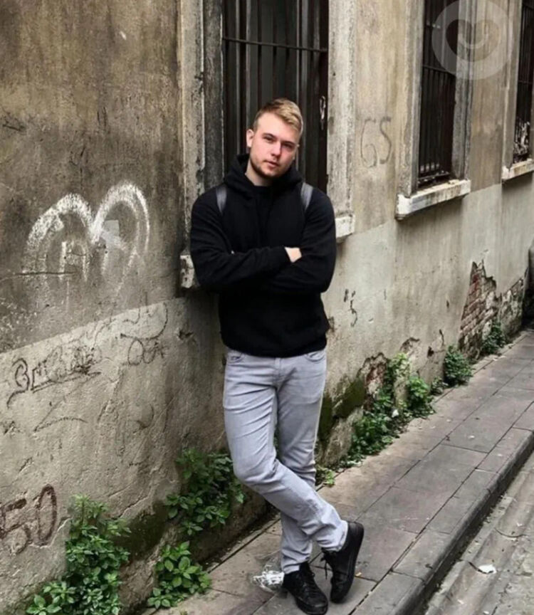  ,   Vladislaw, 31 ,   , 