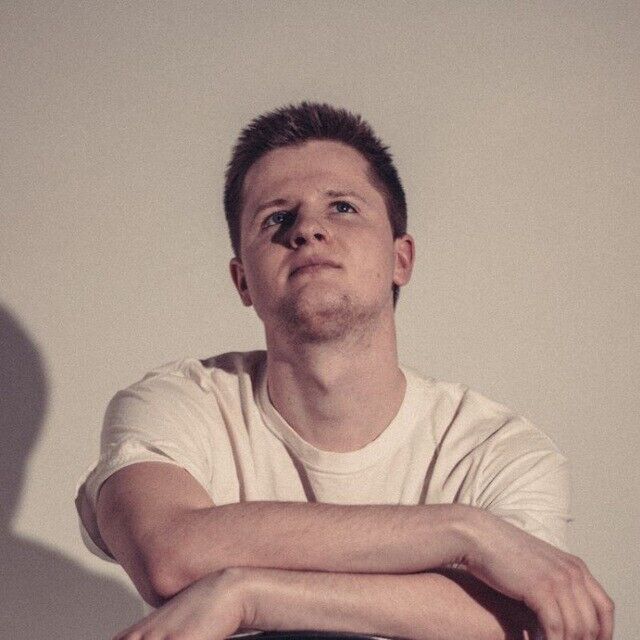  44366164  , 26 ,    -