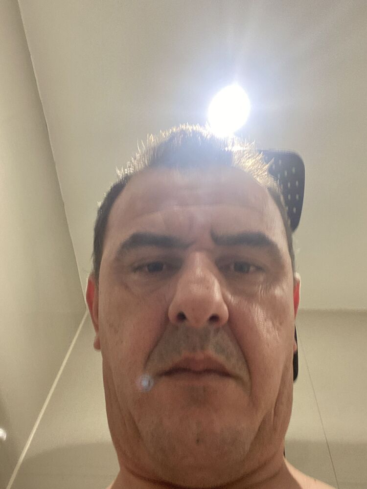  45771104  Kasem, 42 ,    