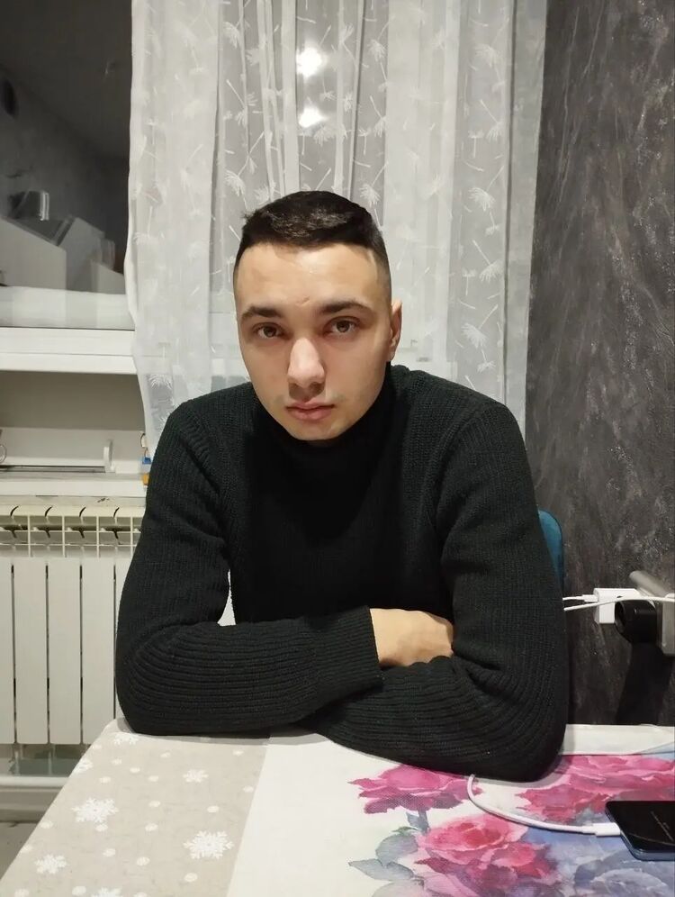  41330154  , 21 ,    
