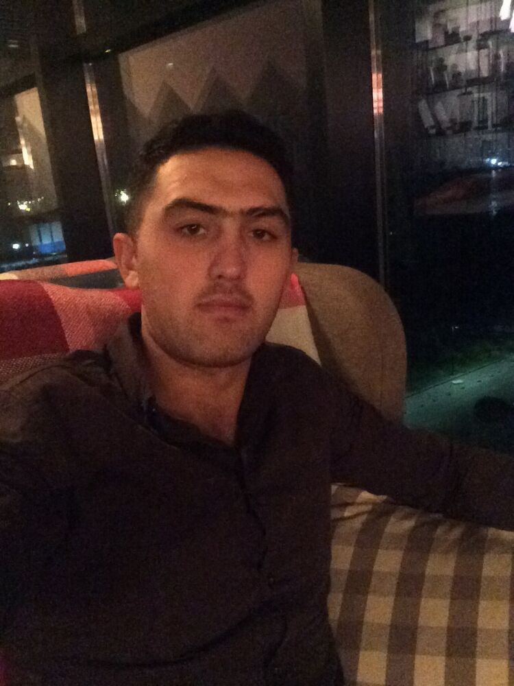  ,   Ibragim, 35 ,   ,   , c 
