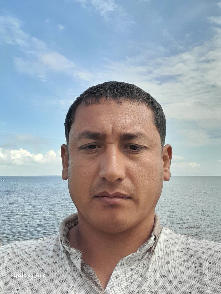  45942184  Gayrat, 36 ,    