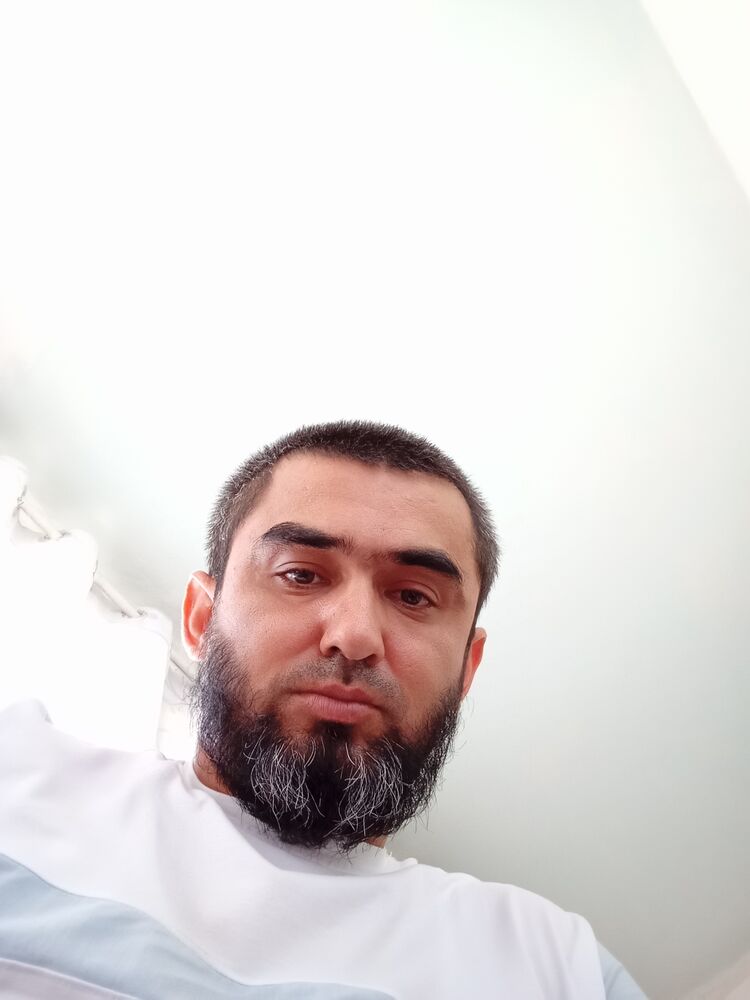  35285884  Mansur, 37 ,    