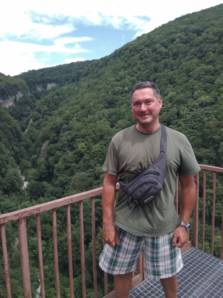  ,   Serge, 48 ,   ,   , c 