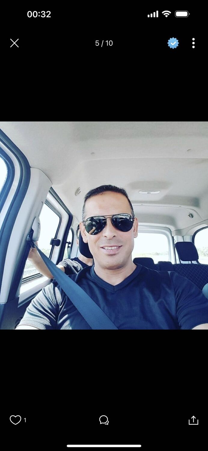  43488514  Hasan, 39 ,    