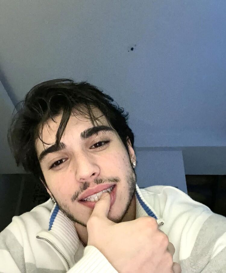  52474994  , 28 ,    