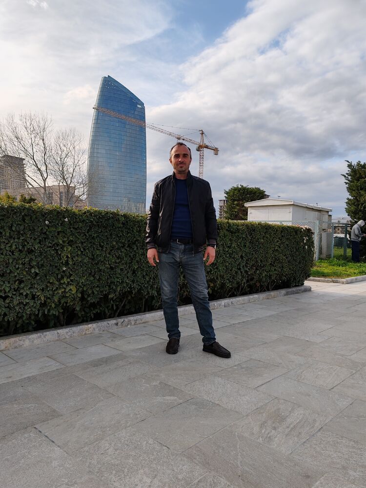  46107254  Aslan, 42 ,    