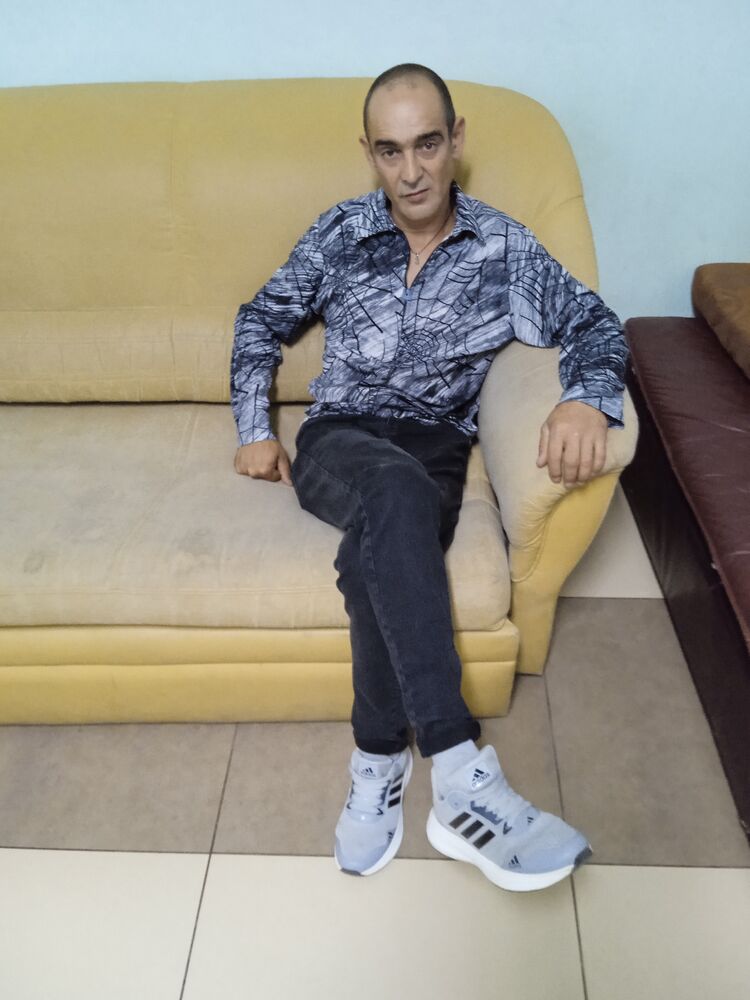  36602184  , 51 ,    