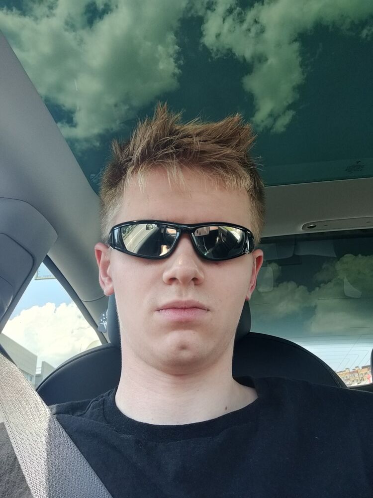  29998154  Anton, 25 ,    