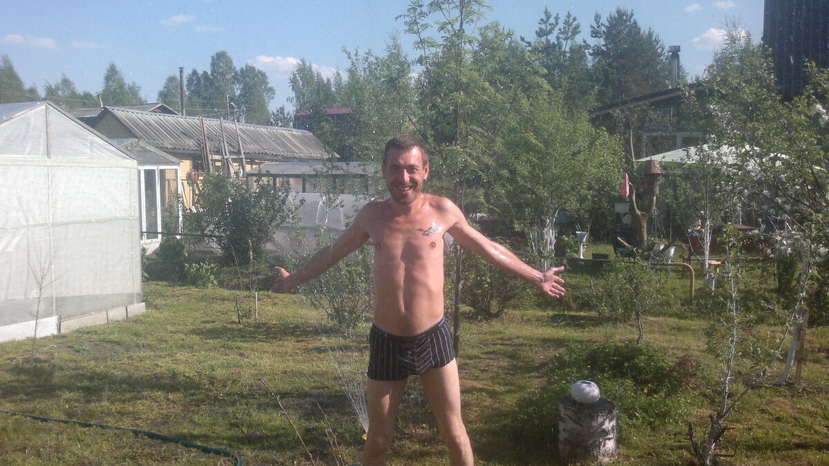  -,   , 44 ,   