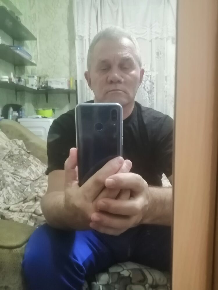  40438524  , 56 ,    