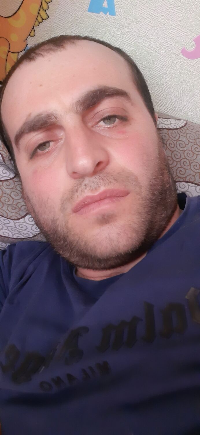   ,   Armen, 31 ,   ,   