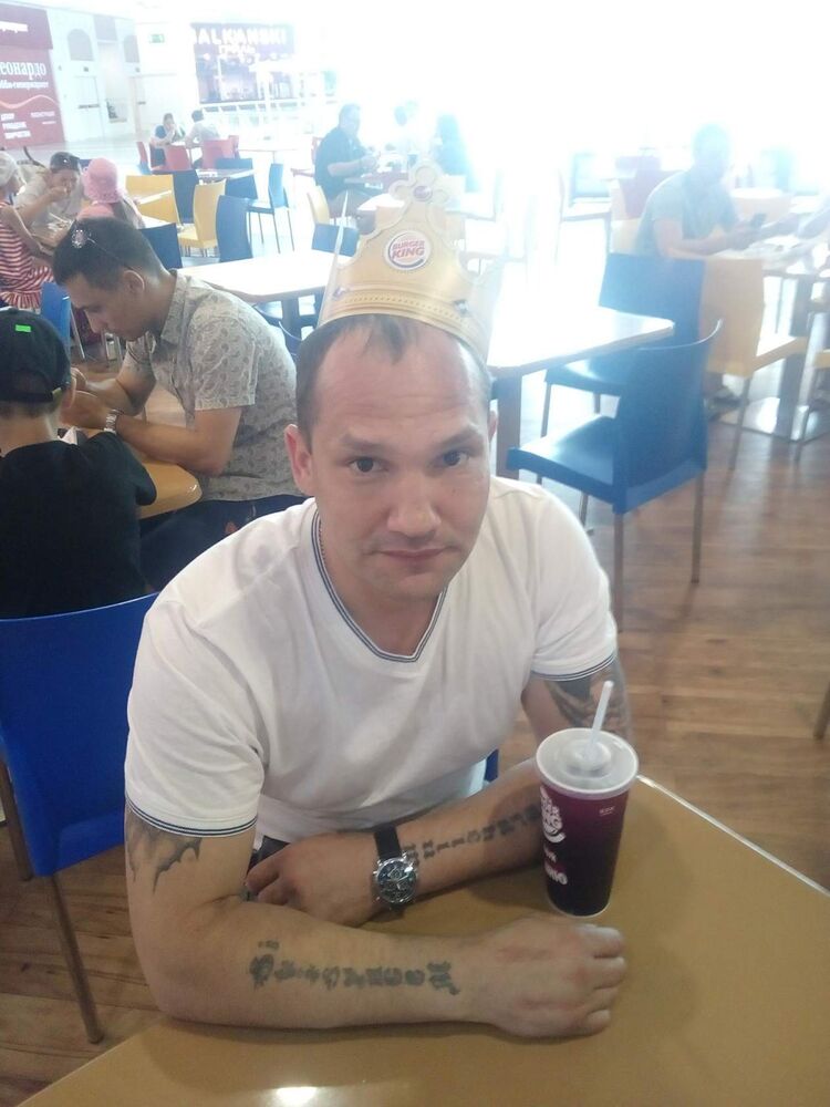  ,   Stas, 43 ,   c 