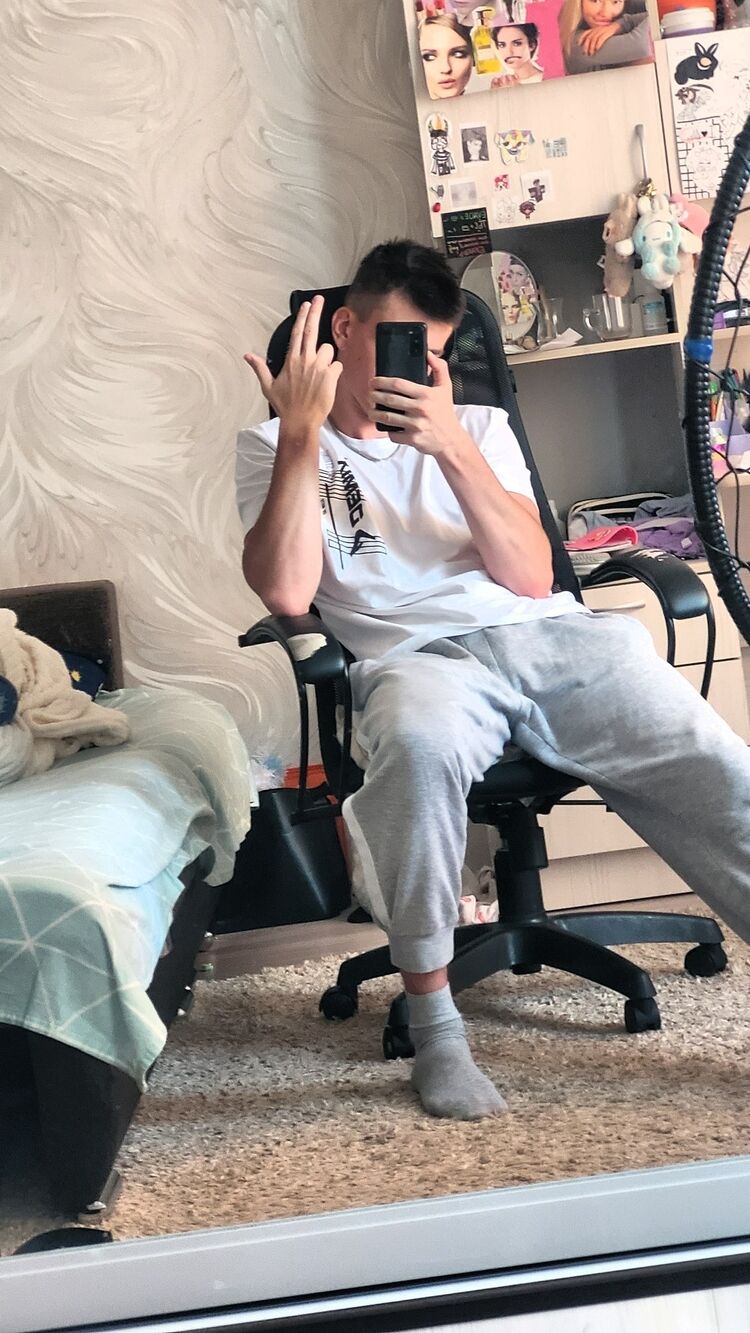  52808554  , 22 ,    -