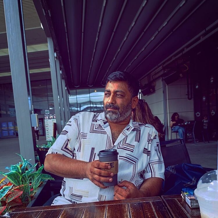  50287864  Levo, 37 ,    