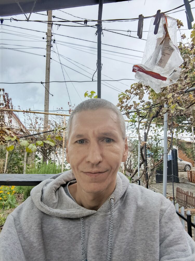  54183744  Sergey, 48 ,    