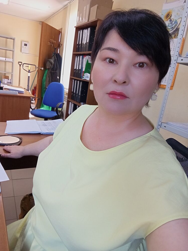  53119554  Alina, 46 ,    