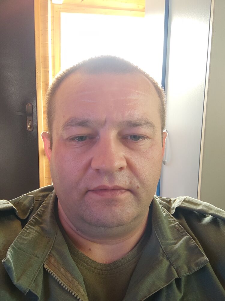  46527724  , 45 ,    