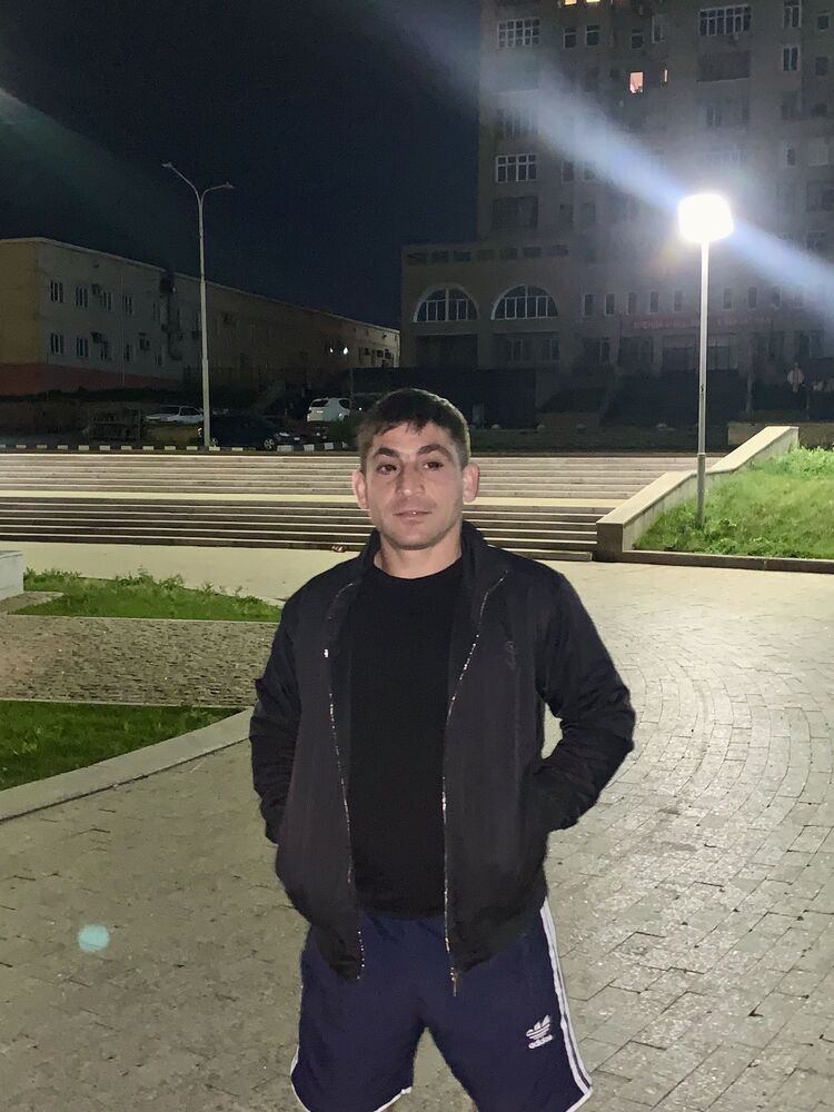  ,   Vahan, 34 ,   ,   