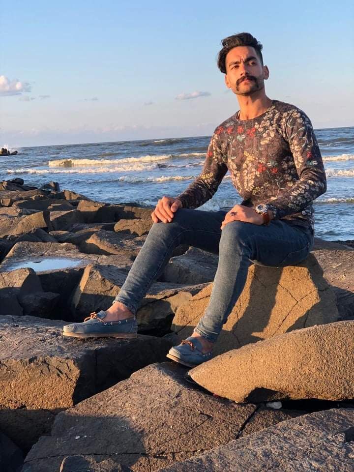  ,   , 28 ,   ,   