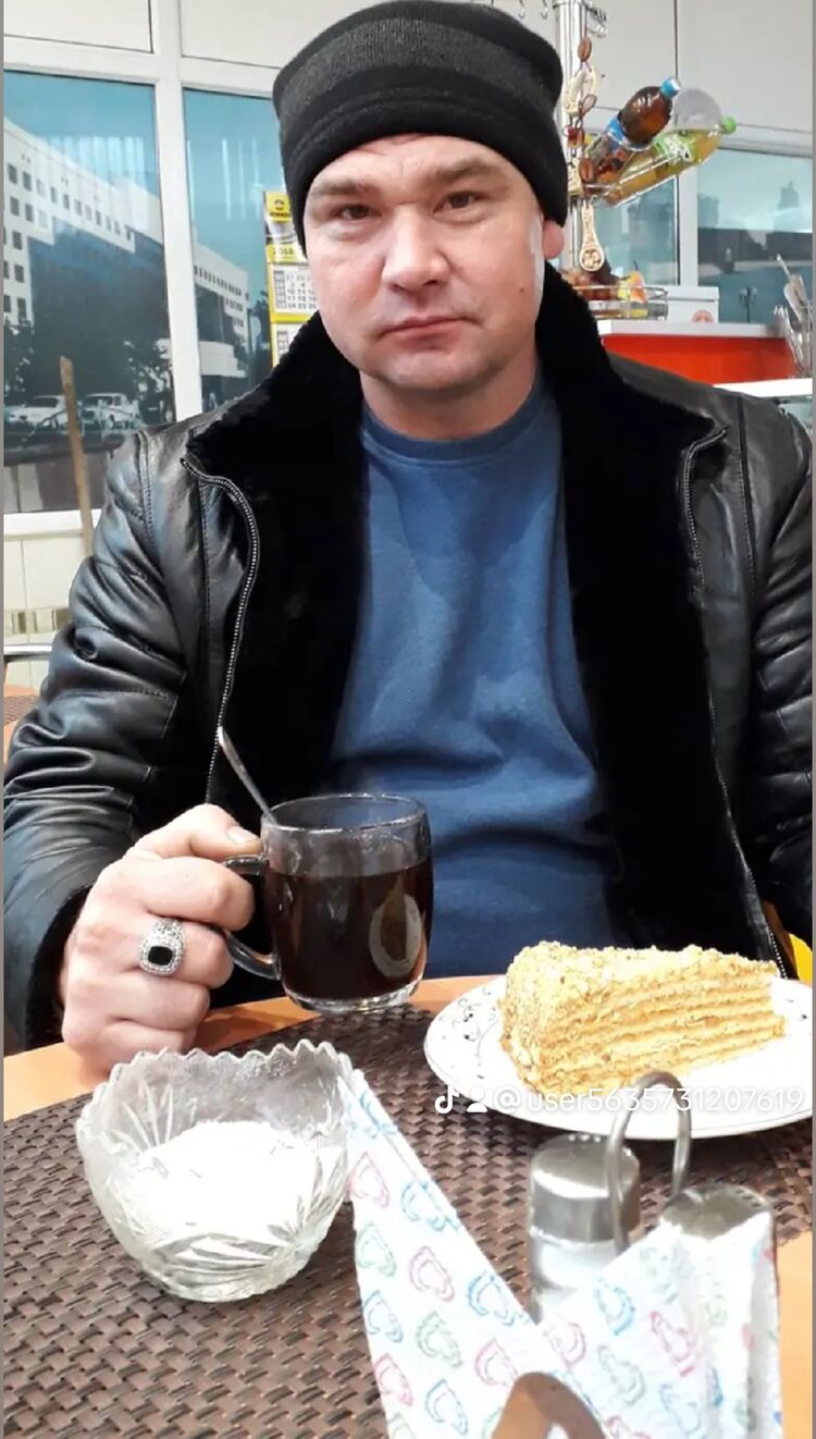  44370384  , 45 ,    